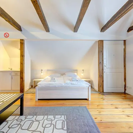 Dom & House - Port Monte Cassino Апартаменты *